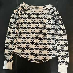 Pink by Victoria’s Secret ling sleeve shirt